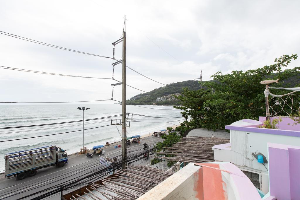 赤脚卡利姆海滨酒店 Patong 外观 照片